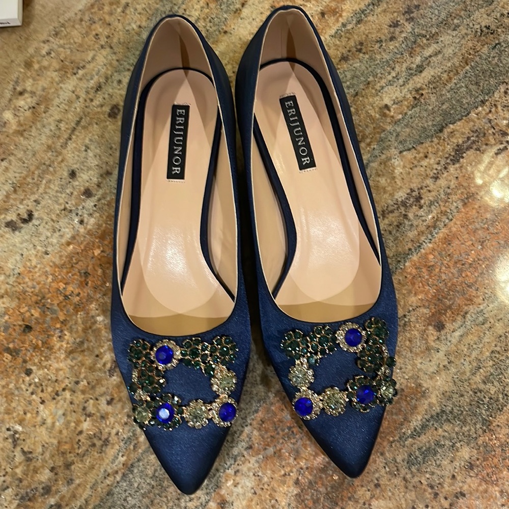 Navy satin shoes-like new. Size 7-7 1/2